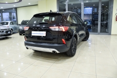 FORD KUGA 1.5 TDCI 120CV Titanium Business 4