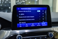 FORD KUGA 1.5 TDCI 120CV Titanium Business 65