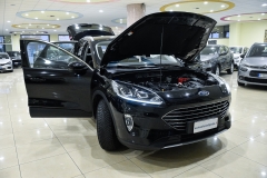 FORD KUGA 1.5 TDCI 120CV Titanium Business 9