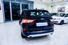 FORD KUGA 1500 TDCI DIESEL TITANIUM USATA 6