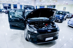 FORD KUGA 1500 TDCI DIESEL TITANIUM USATA 9