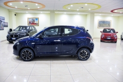 LANCIA Y 1.0 Hybrid 70CV Ecochic GOLD 13