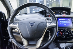 LANCIA Y 1.0 Hybrid 70CV Ecochic GOLD 46