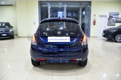 LANCIA Y 1.0 Hybrid 70CV Ecochic GOLD 5