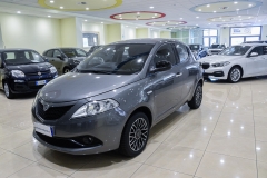 Lancia Y 1.2 Benzina usata Matera 17