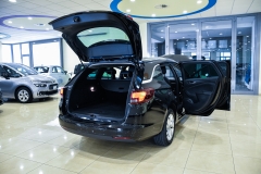 OPEL ASTRA SPORT TOURER SW USATA MATERA 10