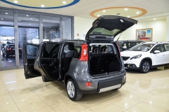 FIAT PANDA 1.0 Hybrid 70CV Firefly City 12