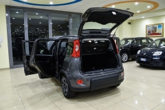 PANDA HYBRID IBRIDA USATA KM0 MATERA 12