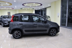 PANDA HYBRID IBRIDA USATA KM0 MATERA 15