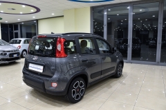 PANDA HYBRID IBRIDA USATA KM0 MATERA 18
