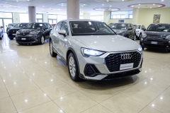 Q3 SPORTBACK 3