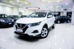 NISSAN QASHQAI AUTOMATICA USATA 17