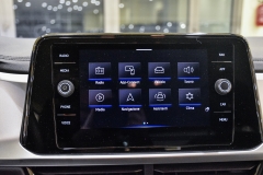 VOLKSWAGEN T-ROC 1.5 TSI 150CV Life 55