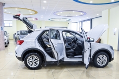 VOLKSWAGEN T-ROC 1.6 TDI 115CV SCR Business BMT SPORT utility 16