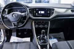 VOLKSWAGEN T-ROC 1.6 TDI 115CV SCR Business BMT SPORT utility 38