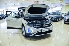 VOLKSWAGEN T-ROC USATA KM0 MATERA 9