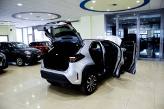 TOYOTA YARIS CROSS HYBRID IBRIDA USATA KM0 MATERA 12