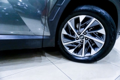 HYUNDAI TUCSON HYBRID USATA 42