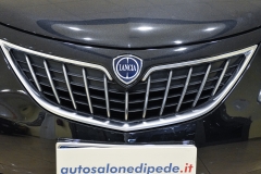 LANCIA Y 1.0 Hybrid 70CV Firefly 17