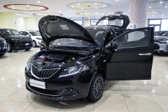LANCIA Y 1.0 Hybrid 70CV Firefly 7