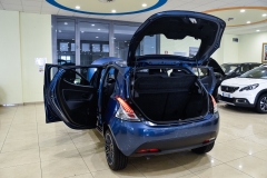 LANCIA Y Hybrid 70CV Firefly Oro 12