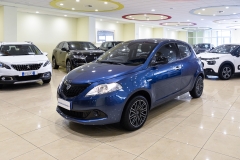 LANCIA Y Hybrid 70CV Firefly Oro 17