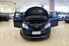 LANCIA Y Hybrid 70CV Firefly Oro 8