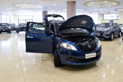 LANCIA Y Hybrid 70CV Firefly Oro 9