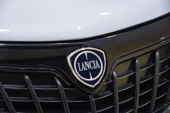 LANCIA Y 1,0 Hybrid 70CV Firefly Oro 18