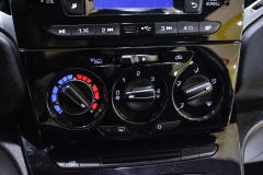 LANCIA Y 1,0 Hybrid 70CV Firefly Oro 54