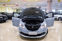 LANCIA Y 1,0 Hybrid 70CV Firefly Oro 8