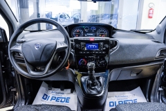 LANCIA Y Hybrid FIREFLY SILVER 36