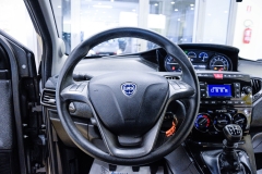 LANCIA Y Hybrid FIREFLY SILVER 41