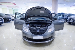 LANCIA Y Hybrid FIREFLY SILVER 8