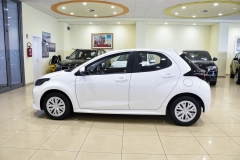TOYOTA YARIS 1.5 Hybrid 92CV 13