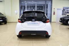 TOYOTA YARIS 1.5 Hybrid 92CV 5
