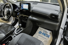 TOYOTA YARIS CROSS 1.5 Hybrid 92CV Business 43