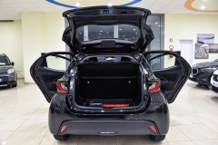 TOYOTA YARIS 1.5 Hybrid 92CV 11