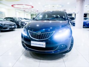 LANCIA YPSILON 1.0i Hybrid Ecochic Gold