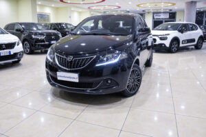 LANCIA YPSILON 1.0i Hybrid Gold