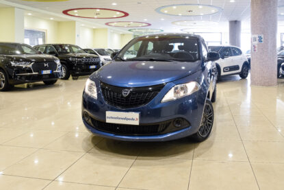 LANCIA YPSILON 1.0i Hybrid Firefly Oro