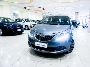 LANCIA YPSILON 1.0i Hybrid ECOCHIC GOLD